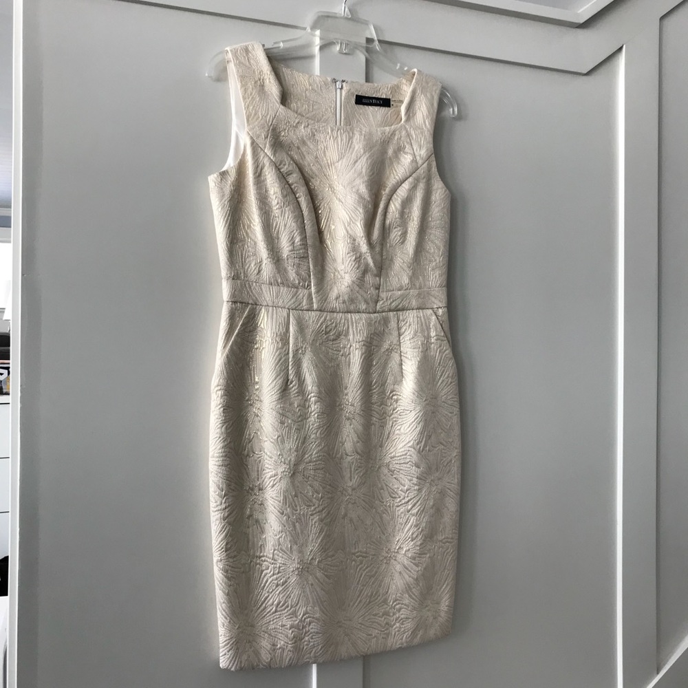 NWT Ellen Tracy metallic champaign dress